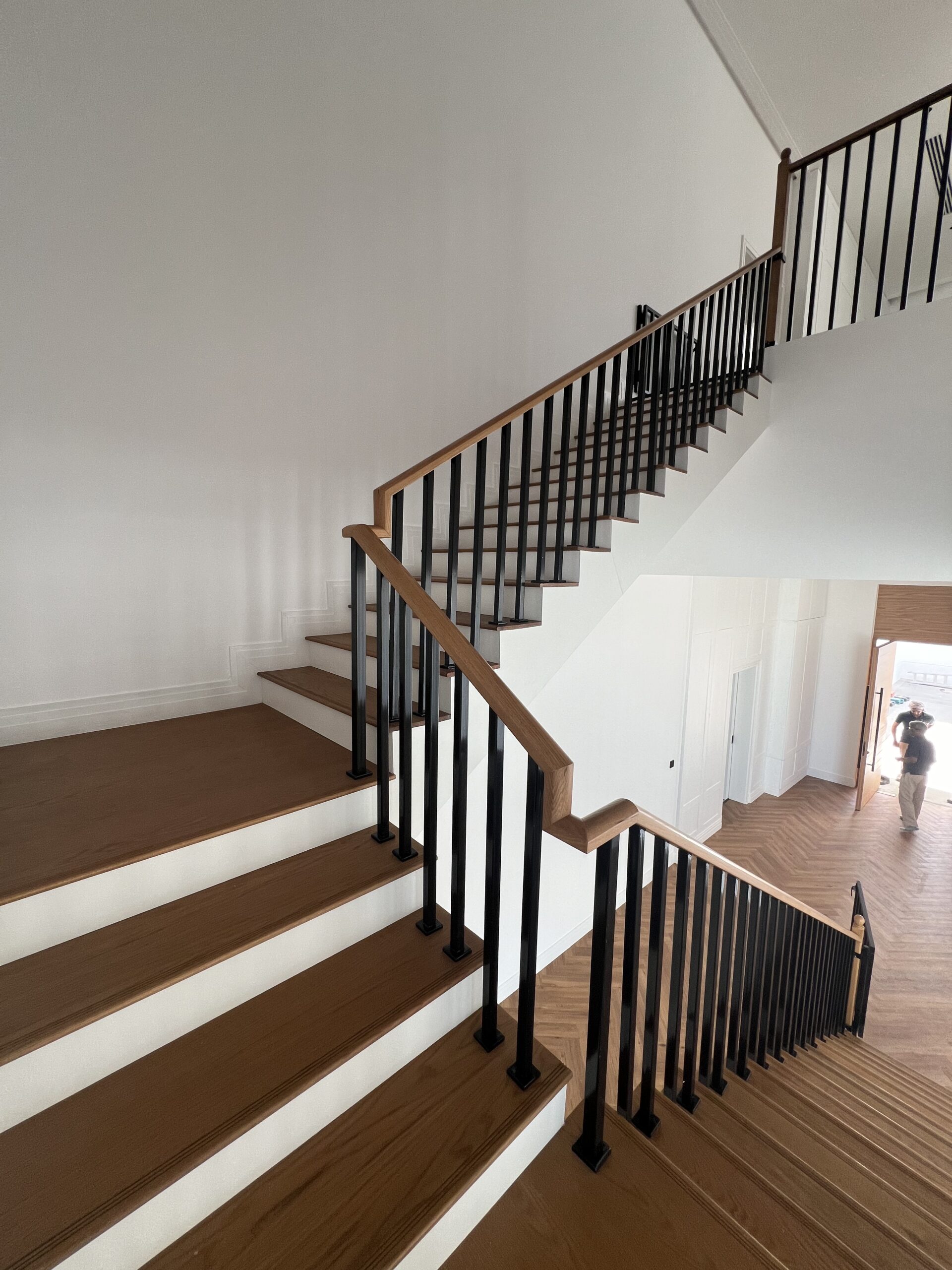 Contemporary ceiling fixture